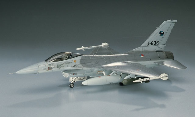 Avión 1/72 -F‐16A Plus Fighting Falcon- Hasegawa