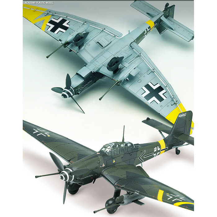 Avión 1:72 -JU87G-2 Stuka Kanonenvogel- Academy