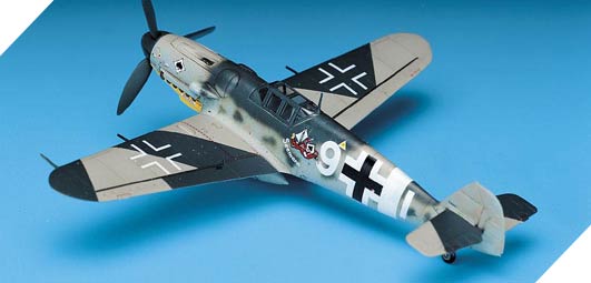 Avión 1:72 -Messerschmitt Bf109G-6- Academy