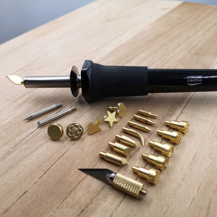 Pirógrafo + 23 Puntas 220V 30W Vaessen