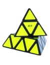 Pirámide QiYi  QiMing Pyramix Negro