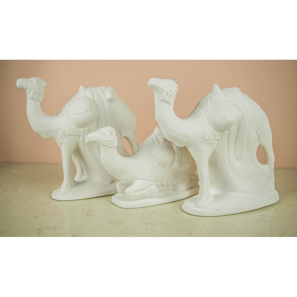 Camellos 24 cm. (3 pzs.) Escayola