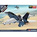 Avión 1:72 -USN F/A-18F "Jolly Rogers"- Academy