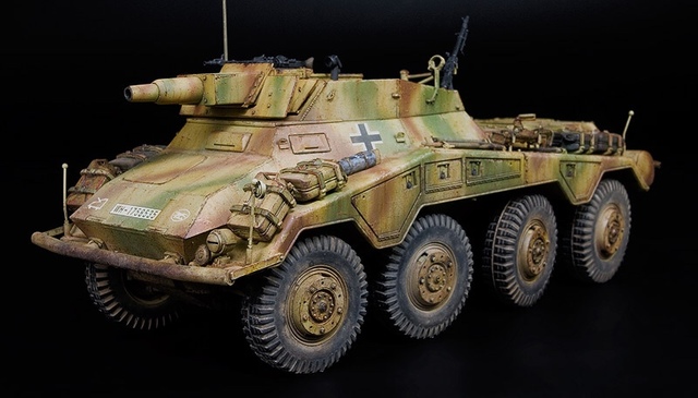 [31154] Carro 1:72 -Sd.Kfz. 234/3 8‐RAD Schwere Panzerspähwagen "Stummel"- Hasegawa